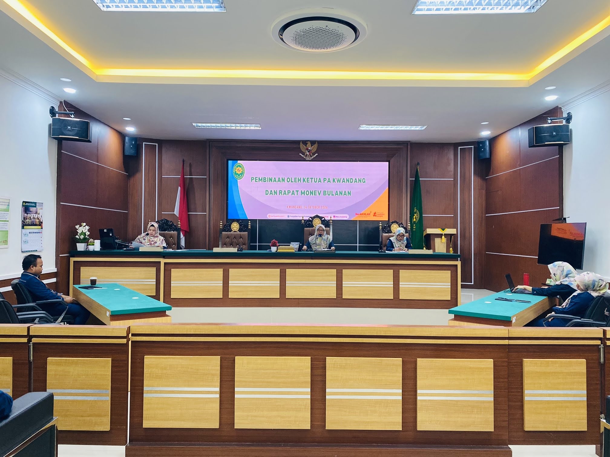 1.Rapat pembinaan