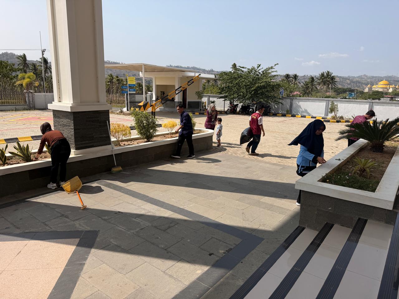 JUMAT BERSIH